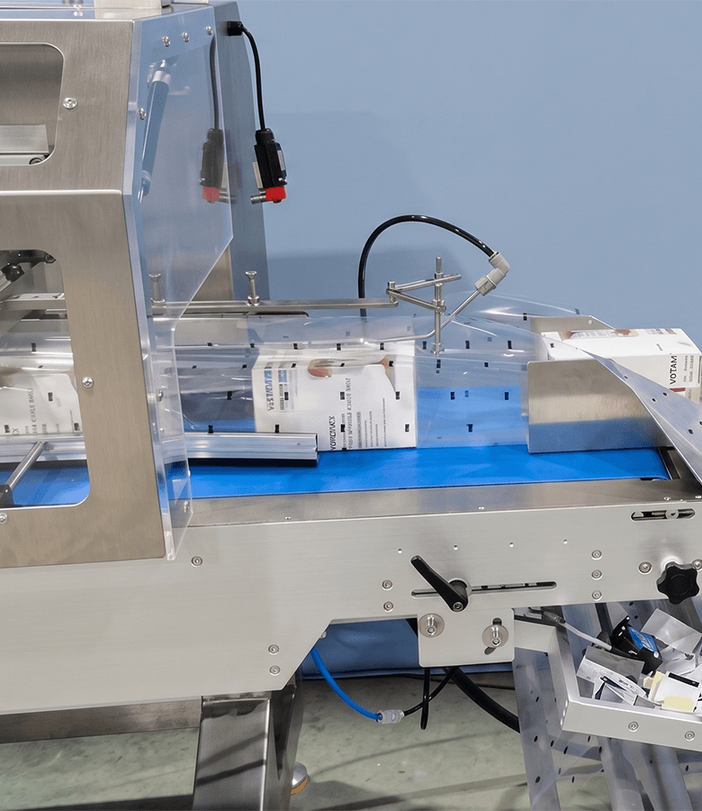 AHP-700BBM-S5 Box Motion Bottom Film Flow Wrapper Machine3